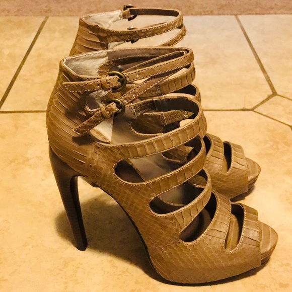 Leon Max Genuine Snakeskin Tan Heels Size 9 - Picture 8 of 8